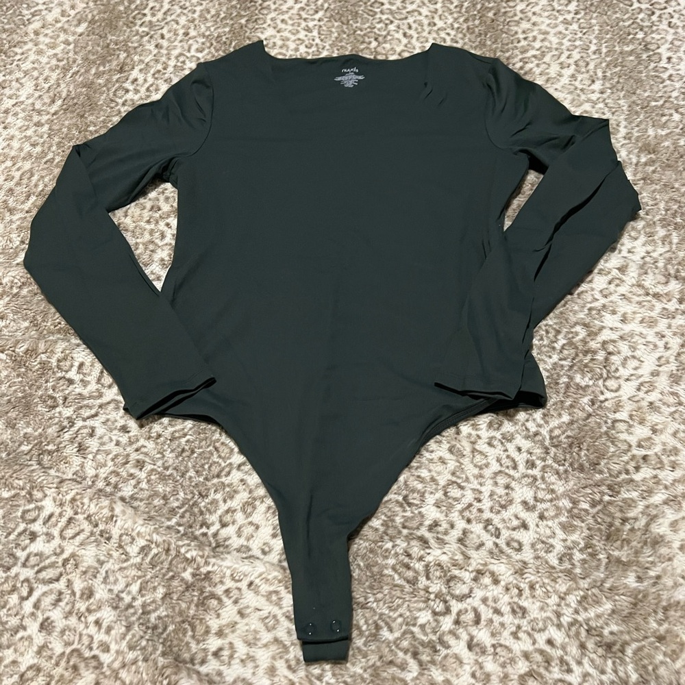 Nuuds long sleeve scoop neck bodysuit